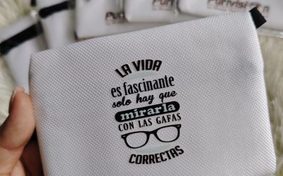 MONEDEROS Y CARTUCHERAS PARA PERSONALIZAR